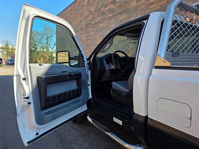 2016 Ford F-250 Super Duty XL 4X4 - Only 41K Miles - 8Ft Bed Liner  - Snow Plow Package with Brackets - Power Window and Lock - NO Accident - Clean Title - All Serviced - Photo 14 - Wood Dale, IL 60191