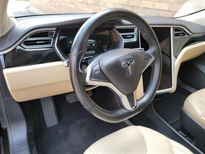 2014 Tesla Model S 85 -- FREE SUPERCHAGE -- 275 Miles on Full Charge  - 1 Owner - Ultra High  Fidelity Sound - Tech Package - Panoramic Roof - Clean Title - Photo 22 - Wood Dale, IL 60191