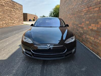 2014 Tesla Model S 85 -- FREE SUPERCHAGE -- 275 Miles on Full Charge  - 1 Owner - Ultra High  Fidelity Sound - Tech Package - Panoramic Roof - Clean Title - Photo 7 - Wood Dale, IL 60191