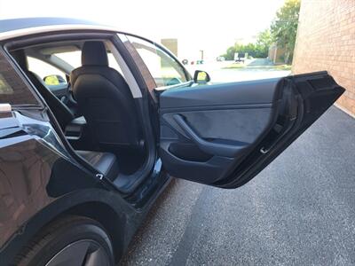 2020 Tesla Model 3 Standard Range Plus - Full Self Driving Computer Auto Pilot - 1 Owner - NO Accident - Clean Title - Photo 21 - Wood Dale, IL 60191