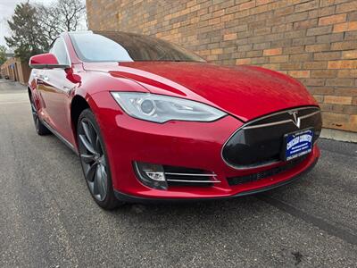 2014 Tesla Model S P85 + -- Performance Pkg -- 416 Hp -  7 seater with jumper seats in trunk - Panoramic roof - Premium Ultra High Fidelity sound - Subzero weather package - Performance Plus Suspension - Photo 38 - Wood Dale, IL 60191