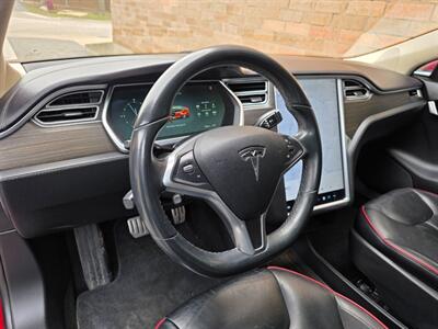 2014 Tesla Model S P85 + -- Performance Pkg -- 416 Hp -  7 seater with jumper seats in trunk - Panoramic roof - Premium Ultra High Fidelity sound - Subzero weather package - Performance Plus Suspension - Photo 19 - Wood Dale, IL 60191