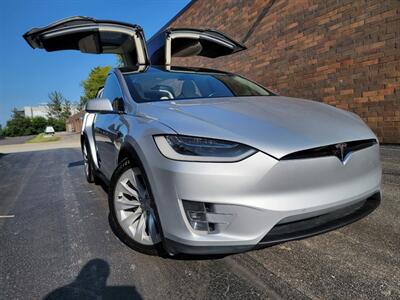 2017 Tesla Model X 75D AWD -- 255 Miles on Full Charge --  Ultra High Fidelity Sound - Enhanced Autopilot - Subzero Weather Package - Premium Upgrades Package - Smart Air Suspension - Warranty until October 2025 - Photo 5 - Wood Dale, IL 60191