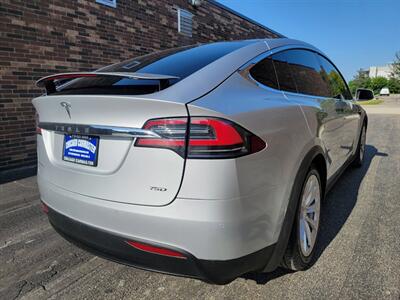 2017 Tesla Model X 75D AWD -- 255 Miles on Full Charge --  Ultra High Fidelity Sound - Enhanced Autopilot - Subzero Weather Package - Premium Upgrades Package - Smart Air Suspension - Warranty until October 2025 - Photo 41 - Wood Dale, IL 60191