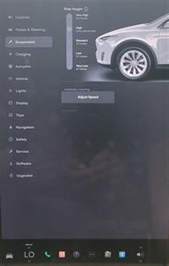 2017 Tesla Model X 75D AWD -- 255 Miles on Full Charge --  Ultra High Fidelity Sound - Enhanced Autopilot - Subzero Weather Package - Premium Upgrades Package - Smart Air Suspension - Warranty until October 2025 - Photo 21 - Wood Dale, IL 60191