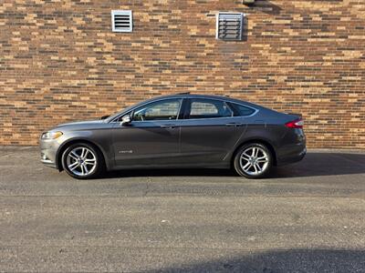 2015 Ford Fusion Hybrid Titanium - Only 65K Miles - 42 Miles per Gallon -  Navigation - Backup Camera - Bluetooth - Sunroof - Heated Seats - Clean Title - All Serviced - Photo 8 - Wood Dale, IL 60191