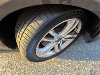 2015 Ford Fusion Hybrid Titanium - Only 65K Miles - 42 Miles per Gallon -  Navigation - Backup Camera - Bluetooth - Sunroof - Heated Seats - Clean Title - All Serviced - Photo 32 - Wood Dale, IL 60191