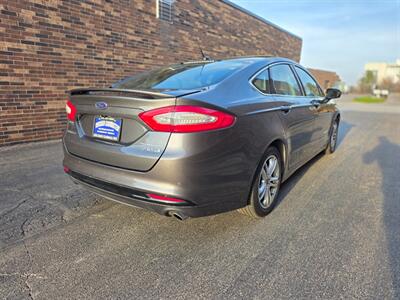 2015 Ford Fusion Hybrid Titanium - Only 65K Miles - 42 Miles per Gallon -  Navigation - Backup Camera - Bluetooth - Sunroof - Heated Seats - Clean Title - All Serviced - Photo 4 - Wood Dale, IL 60191