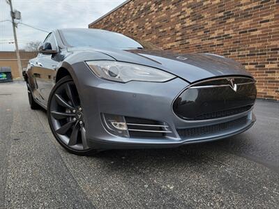 2014 Tesla Model S 85 -- 250 Miles on Full Charge -  - All Glass Panoramic Roof -  Smart Air Suspension - Tech Package - Charge & Drive - NO Accident - Clean Title - Photo 3 - Wood Dale, IL 60191