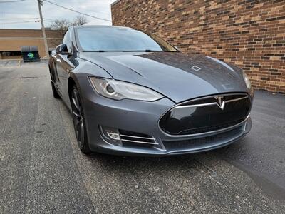 2014 Tesla Model S 85 -- 250 Miles on Full Charge -  - All Glass Panoramic Roof -  Smart Air Suspension - Tech Package - Charge & Drive - NO Accident - Clean Title - Photo 37 - Wood Dale, IL 60191