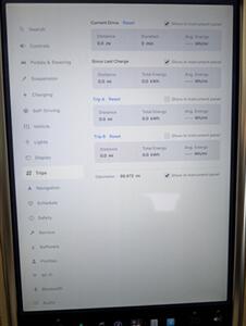 2017 Tesla Model S 75 -- Brand New Battery Replaced -- Glass Roof -  Smart Air Suspension - Ultra High Fidelity Sound - Autopilot - Subzero Weather Package - Premium Upgrade Package - NO Accident - Clean Title - Photo 16 - Wood Dale, IL 60191