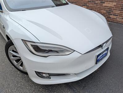 2017 Tesla Model S 75 -- Brand New Battery Replaced -- Glass Roof -  Smart Air Suspension - Ultra High Fidelity Sound - Autopilot - Subzero Weather Package - Premium Upgrade Package - NO Accident - Clean Title - Photo 31 - Wood Dale, IL 60191