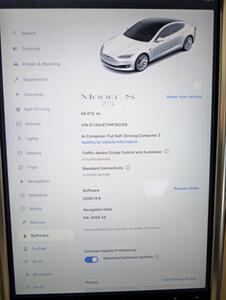 2017 Tesla Model S 75 -- Brand New Battery Replaced -- Glass Roof -  Smart Air Suspension - Ultra High Fidelity Sound - Autopilot - Subzero Weather Package - Premium Upgrade Package - NO Accident - Clean Title - Photo 10 - Wood Dale, IL 60191