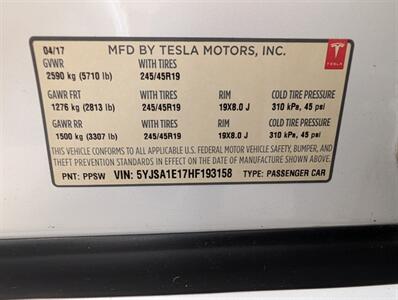2017 Tesla Model S 75 -- Brand New Battery Replaced -- Glass Roof -  Smart Air Suspension - Ultra High Fidelity Sound - Autopilot - Subzero Weather Package - Premium Upgrade Package - NO Accident - Clean Title - Photo 29 - Wood Dale, IL 60191
