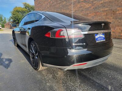 2015 Tesla Model S P85D  AWD -- 691hp -- Performance Package  309 Miles on Full Charge - Save $$$ on Gas - Charge & Drive - Panorama Roof - Auto Pilot - Clean Title - Photo 4 - Wood Dale, IL 60191