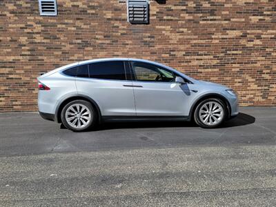 2017 Tesla Model X P100D Ludicrous Performance AWD -  Full Self-Driving Paid - Auto Pilot - Ultra High Fidelity Sound - Subzero Weather Package - Premium Upgrades Package - WARRANTY - Photo 9 - Wood Dale, IL 60191