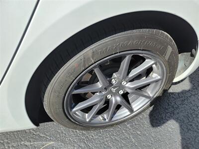 2020 Tesla Model 3 Standard Range Plus - 228 Miles on Full Charge -  Full Self-Driving Capability - AutoPilot - NO Accident - Clean Title - Photo 30 - Wood Dale, IL 60191