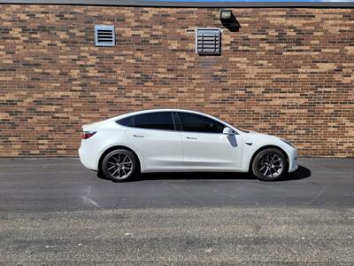 2020 Tesla Model 3 Standard Range Plus - 228 Miles on Full Charge -  Full Self-Driving Capability - AutoPilot - NO Accident - Clean Title - Photo 5 - Wood Dale, IL 60191