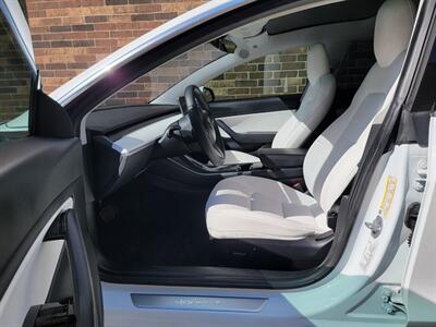 2020 Tesla Model 3 Standard Range Plus - 228 Miles on Full Charge -  Full Self-Driving Capability - AutoPilot - NO Accident - Clean Title - Photo 24 - Wood Dale, IL 60191