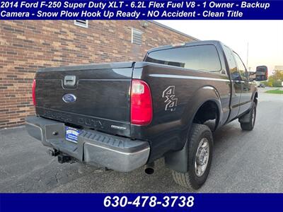2014 Ford F-250 4X4 Super Duty XLT - 6.2L Flex Fuel V8 - 1 Owner - Backup Camera - Snow Plow Ready - NO Accident - Clean Title - Photo 2 - Wood Dale, IL 60191