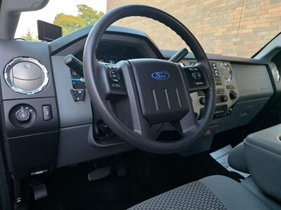 2014 Ford F-250 4X4 Super Duty XLT - 6.2L Flex Fuel V8 - 1 Owner - Backup Camera - Snow Plow Ready - NO Accident - Clean Title - Photo 11 - Wood Dale, IL 60191