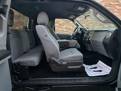 2014 Ford F-250 4X4 Super Duty XLT - 6.2L Flex Fuel V8 - 1 Owner - Backup Camera - Snow Plow Ready - NO Accident - Clean Title - Photo 18 - Wood Dale, IL 60191
