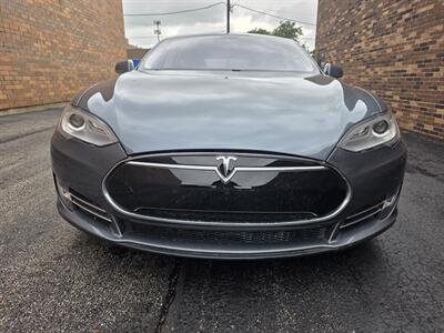 2014 Tesla Model S 85 - 276 Miles on Full Charge - Ultra High Fidelity Sound - Smart Air Suspension - Tech Package - NO Accident - Clean Title - Photo 33 - Wood Dale, IL 60191