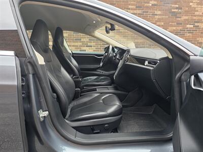 2014 Tesla Model S 85 - 276 Miles on Full Charge - Ultra High Fidelity Sound - Smart Air Suspension - Tech Package - NO Accident - Clean Title - Photo 23 - Wood Dale, IL 60191