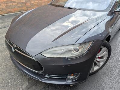 2015 Tesla Model S P90DL Ludicrous Performance AWD - 296 Miles on Full Charge - Auto Pilot - Ultra High Fidelity Sound - Premium Upgrades Package - Smart Air Suspension - Power and Lighting Package - Clean Title - Photo 39 - Wood Dale, IL 60191