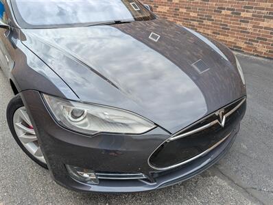 2015 Tesla Model S P90DL Ludicrous Performance AWD - 296 Miles on Full Charge - Auto Pilot - Ultra High Fidelity Sound - Premium Upgrades Package - Smart Air Suspension - Power and Lighting Package - Clean Title - Photo 40 - Wood Dale, IL 60191