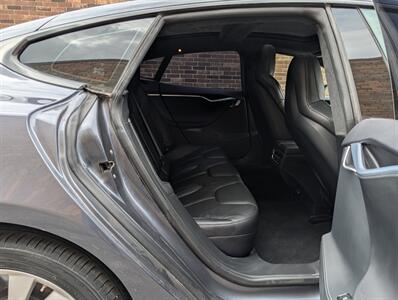 2015 Tesla Model S P90DL Ludicrous Performance AWD - 296 Miles on Full Charge - Auto Pilot - Ultra High Fidelity Sound - Premium Upgrades Package - Smart Air Suspension - Power and Lighting Package - Clean Title - Photo 33 - Wood Dale, IL 60191