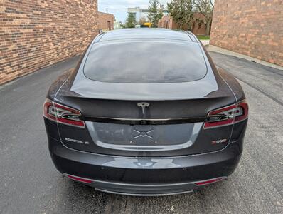 2015 Tesla Model S P90DL Ludicrous Performance AWD - 296 Miles on Full Charge - Auto Pilot - Ultra High Fidelity Sound - Premium Upgrades Package - Smart Air Suspension - Power and Lighting Package - Clean Title - Photo 6 - Wood Dale, IL 60191