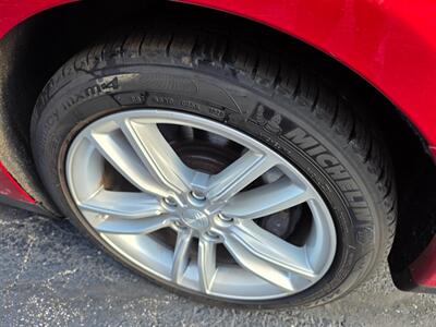 2014 Tesla Model S 90 -- Upgraded MCU - Battery Replaced Upgraded -  Autopilot - Subzero Weather Package - All Glass Panoramic Roof - Tech Package - NO Accident - Clean Title - Photo 33 - Wood Dale, IL 60191