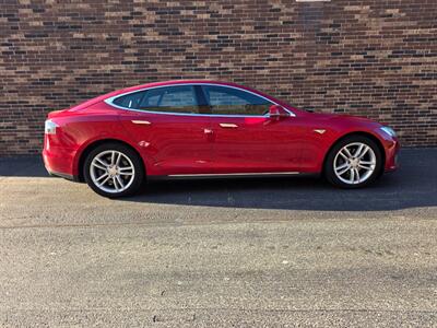 2014 Tesla Model S 90 -- Upgraded MCU - Battery Replaced Upgraded -  Autopilot - Subzero Weather Package - All Glass Panoramic Roof - Tech Package - NO Accident - Clean Title - Photo 6 - Wood Dale, IL 60191