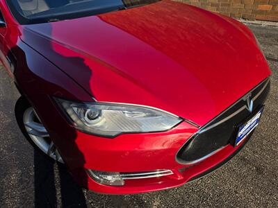 2014 Tesla Model S 90 -- Upgraded MCU - Battery Replaced Upgraded -  Autopilot - Subzero Weather Package - All Glass Panoramic Roof - Tech Package - NO Accident - Clean Title - Photo 36 - Wood Dale, IL 60191