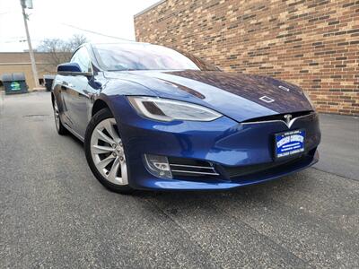 2017 Tesla Model S 75 -- 240 Miles on Full Charge --  Full Self Driving Capability - Autopilot - Premium Upgrades Package - Sunroof - Power and Lighting Package - Standard Suspension - Clean Title - Photo 3 - Wood Dale, IL 60191