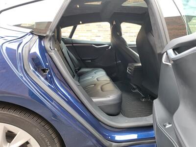 2017 Tesla Model S 75 -- 240 Miles on Full Charge --  Full Self Driving Capability - Autopilot - Premium Upgrades Package - Sunroof - Power and Lighting Package - Standard Suspension - Clean Title - Photo 27 - Wood Dale, IL 60191