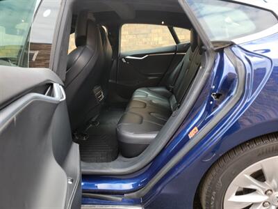 2017 Tesla Model S 75 -- 240 Miles on Full Charge --  Full Self Driving Capability - Autopilot - Premium Upgrades Package - Sunroof - Power and Lighting Package - Standard Suspension - Clean Title - Photo 26 - Wood Dale, IL 60191