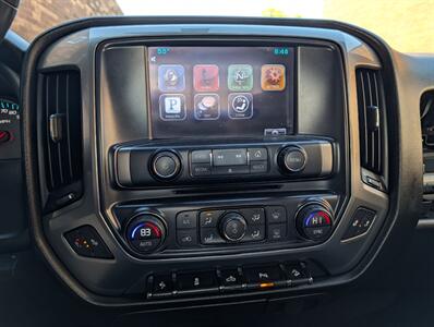 2016 Chevrolet Silverado 2500 LT Z71 4x4 Off Road Package - Vortec 6.0L Flex Fuel - Backup Camera - Bluetooth - Clean Title - Photo 11 - Wood Dale, IL 60191