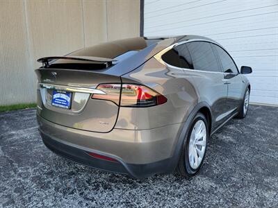 2016 Tesla Model X 75D AWD - 254 Miles on Full Charge -  Ultra High Fidelity Sound - Auto Pilot  with Convenience Features - Smart Air Suspension - 6 Passengers - Photo 9 - Wood Dale, IL 60191