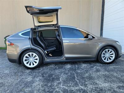 2016 Tesla Model X 75D AWD - 254 Miles on Full Charge -  Ultra High Fidelity Sound - Auto Pilot  with Convenience Features - Smart Air Suspension - 6 Passengers - Photo 43 - Wood Dale, IL 60191