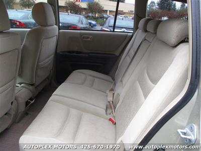 2002 Toyota Highlander  - AWD - Photo 15 - Lynnwood, WA 98036