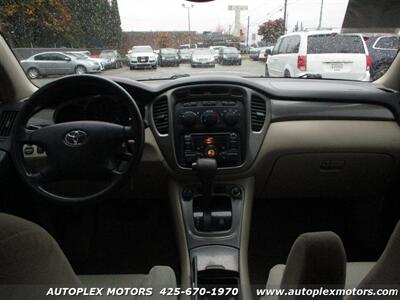 2002 Toyota Highlander  - AWD - Photo 18 - Lynnwood, WA 98036