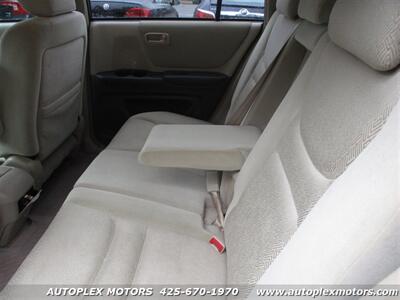 2002 Toyota Highlander  - AWD - Photo 16 - Lynnwood, WA 98036