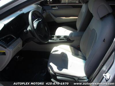 2017 Hyundai SONATA   - Photo 9 - Lynnwood, WA 98036