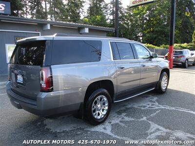 2019 GMC Yukon SLT  CAPTAIN CHAIRS - Photo 3 - Lynnwood, WA 98036