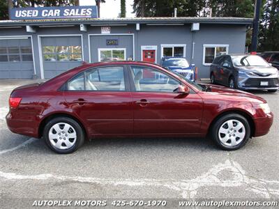 2009 Hyundai SONATA GLS  - LOW MILES - ONE OWNER VEHICLE - Photo 2 - Lynnwood, WA 98036