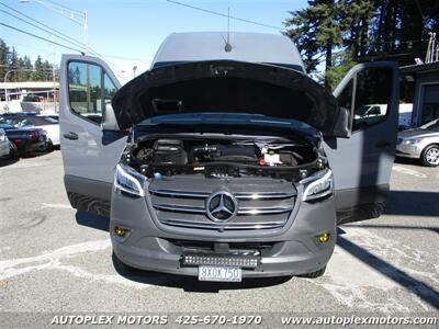 2021 Mercedes-Benz Sprinter 2500  - 1 OWNER VEHICLE - Photo 18 - Lynnwood, WA 98036