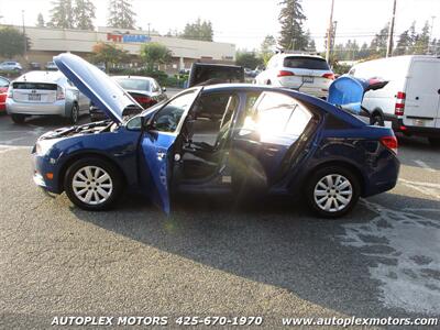 2012 Chevrolet Cruze LS   - Photo 32 - Lynnwood, WA 98036