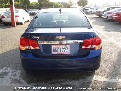 2012 Chevrolet Cruze LS   - Photo 4 - Lynnwood, WA 98036